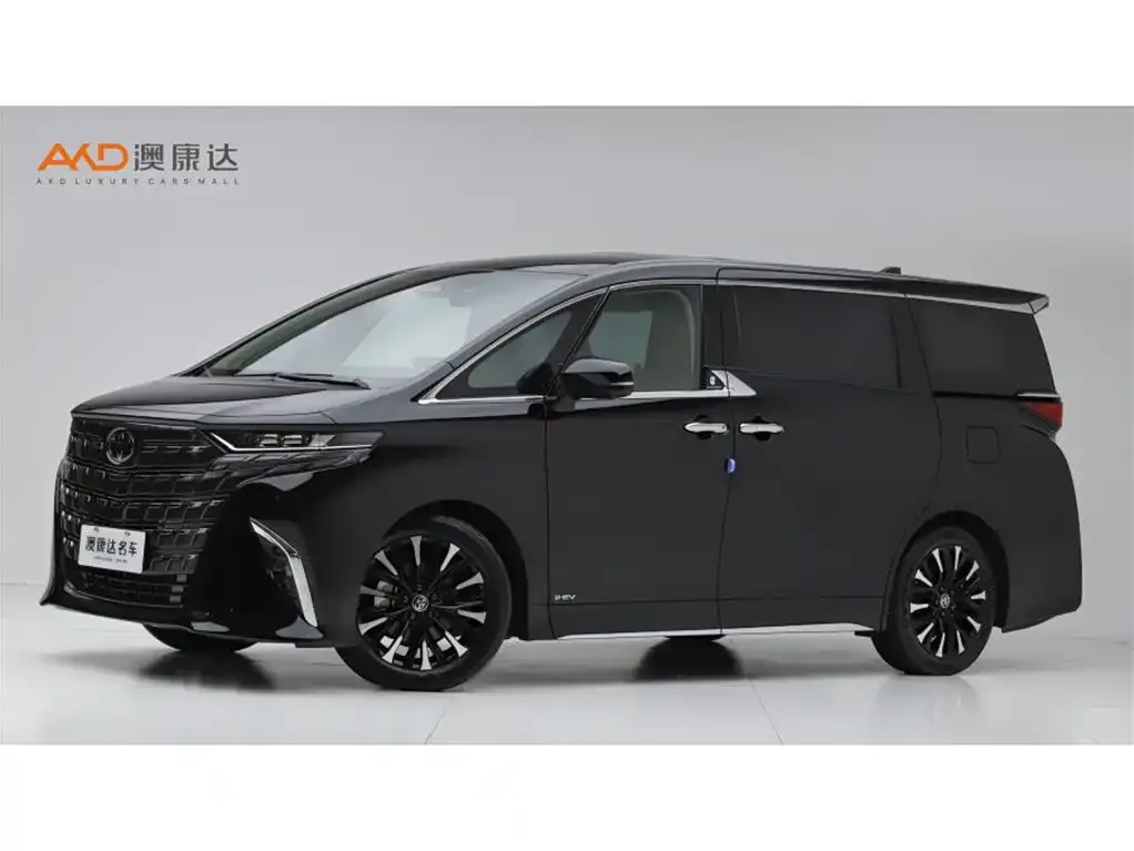 Toyota Alphard — фото 1