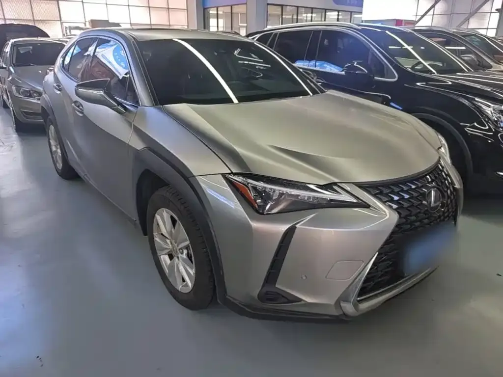 Lexus UX — фото 8