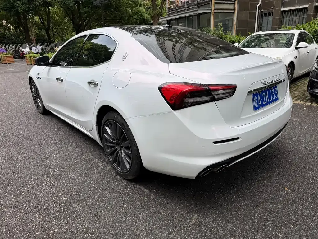 Maserati Ghibli — фото 7