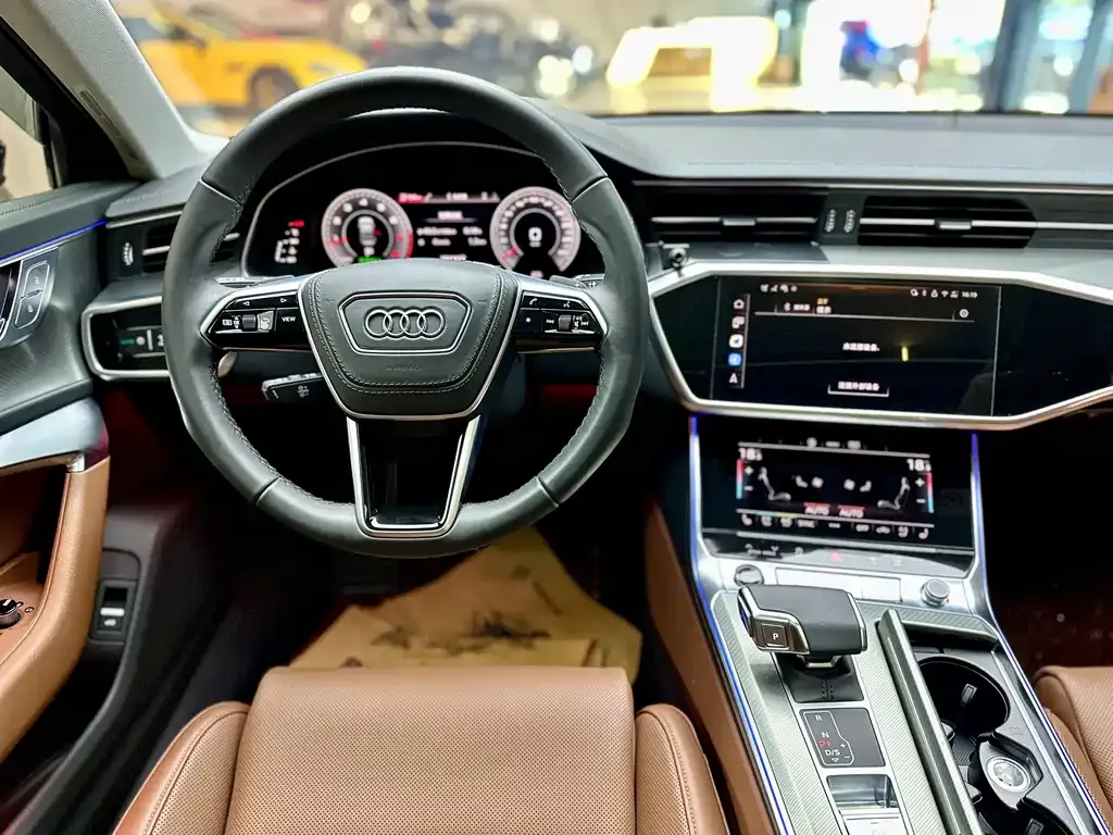 Audi A6L — фото 7