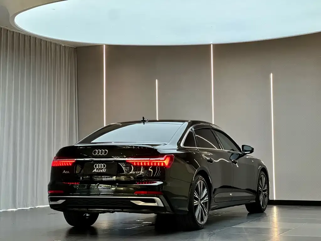 Audi A6L — фото 4
