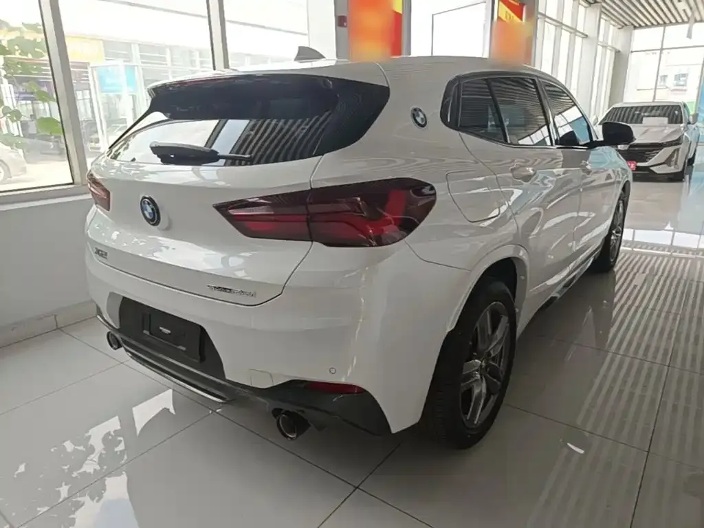BMW X2 — фото 9
