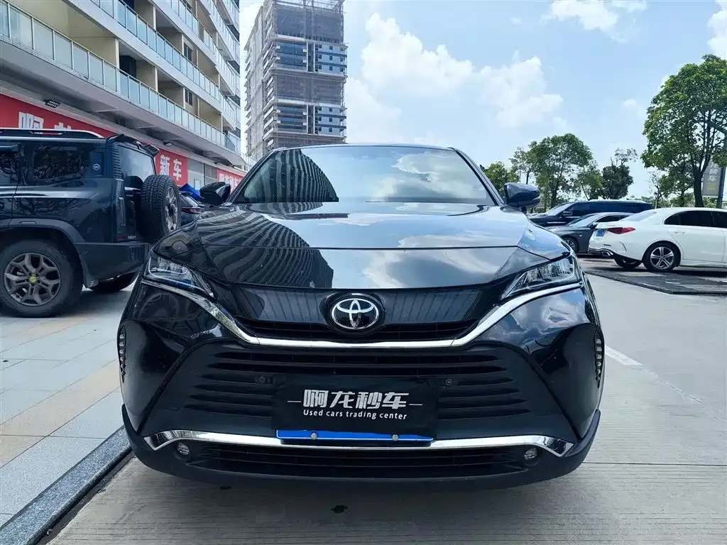 Toyota Harrier — фото 5