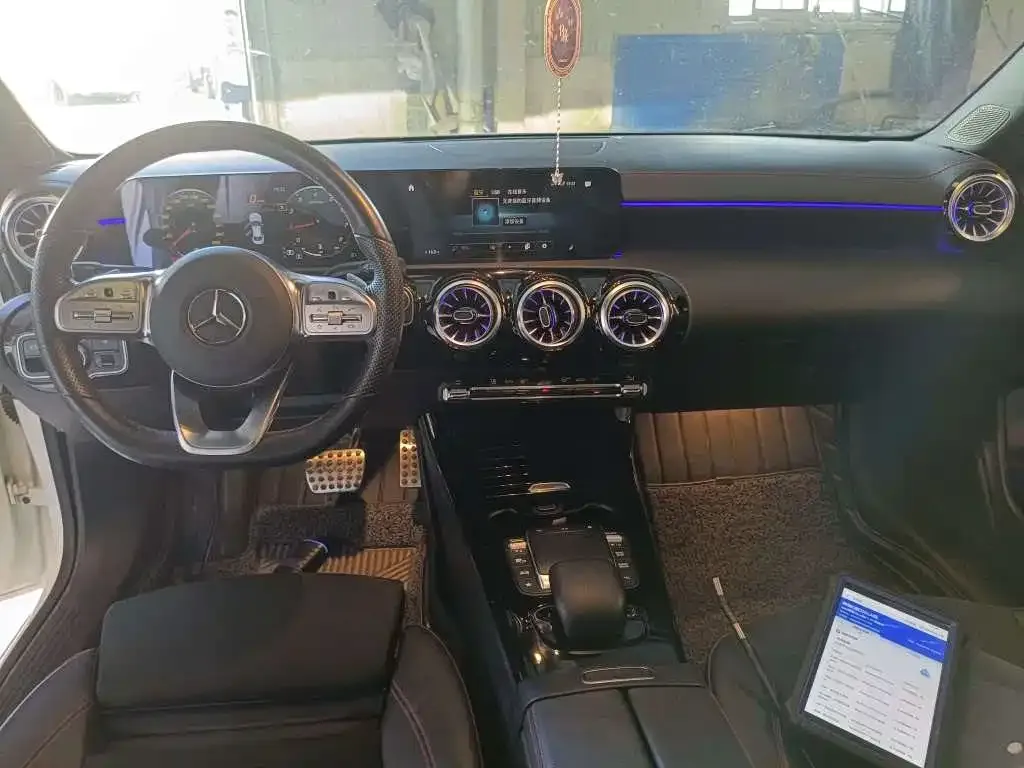 Mercedes-Benz CLA (Import) — фото 2