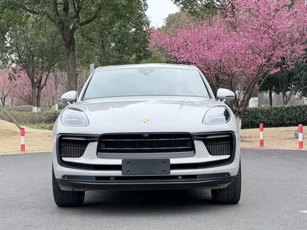 Porsche Macan — фото 10