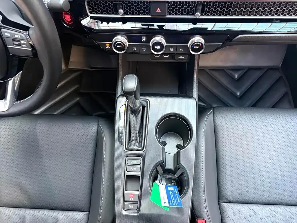 Honda Civic — фото 10