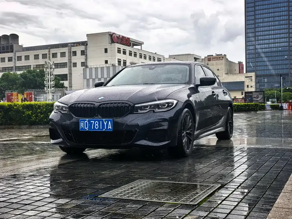 BMW 3 Series — фото 1