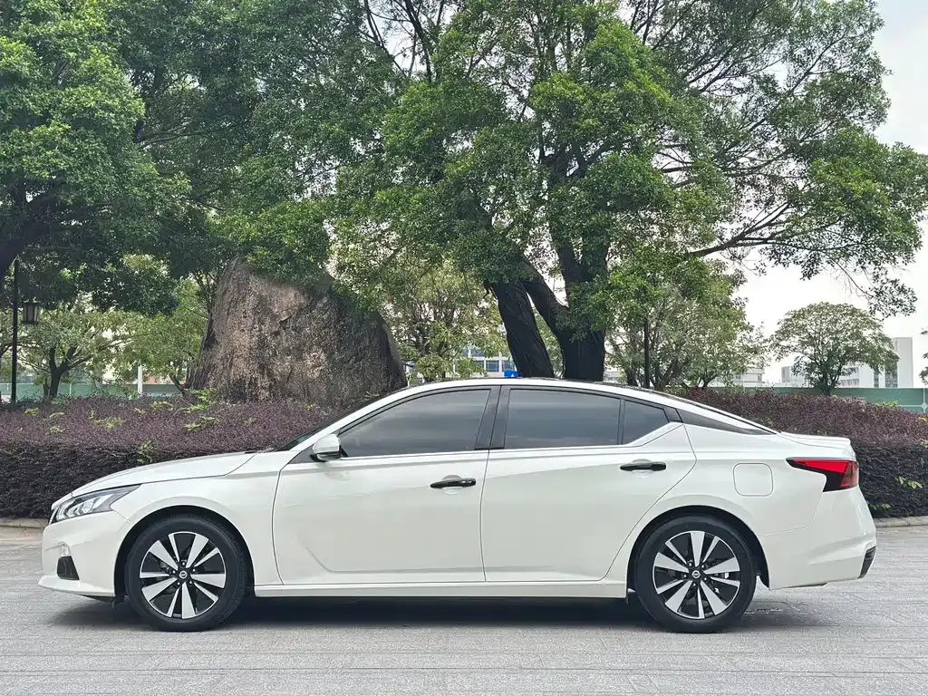 Nissan Teana — фото 6