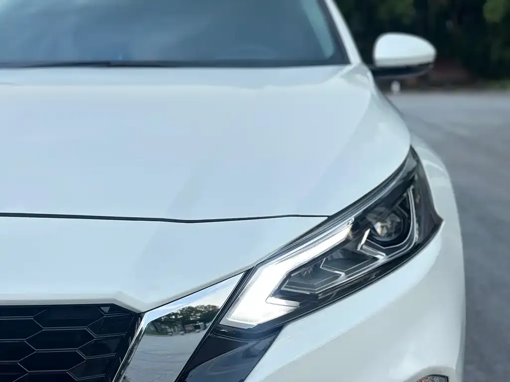 Nissan Teana — фото 2