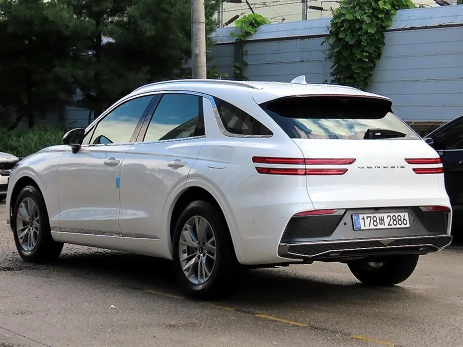 Genesis GV70 — фото 10