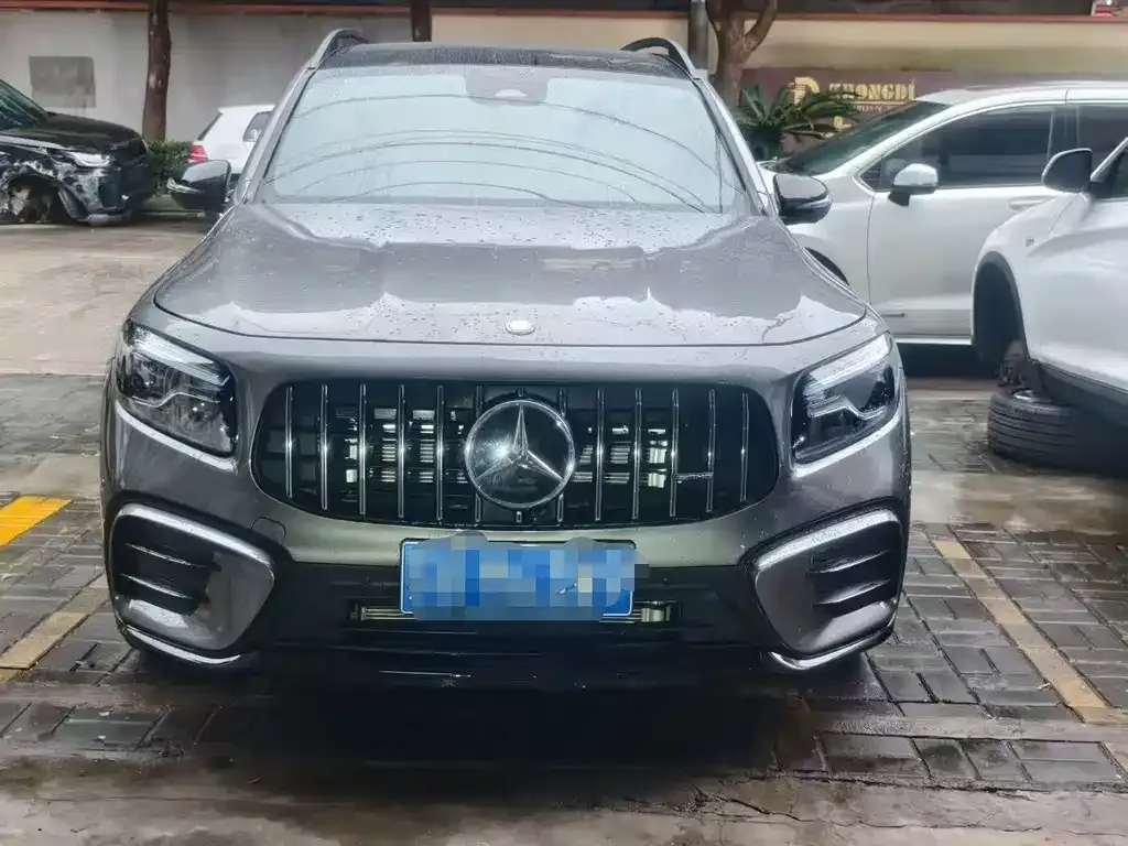 Mercedes-Benz GLB AMG — фото 2