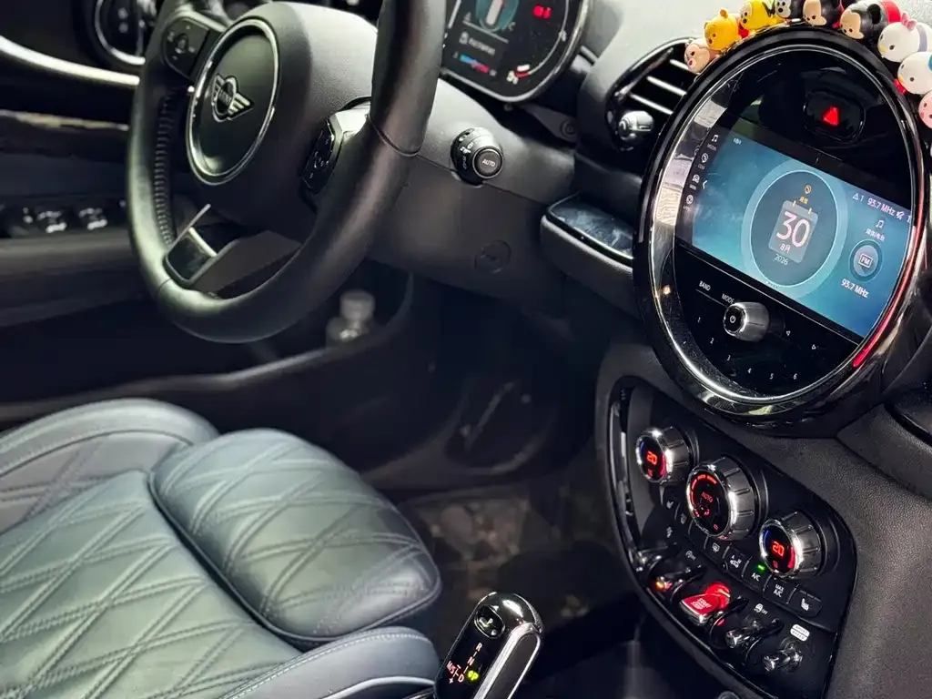 MINI Clubman — фото 8