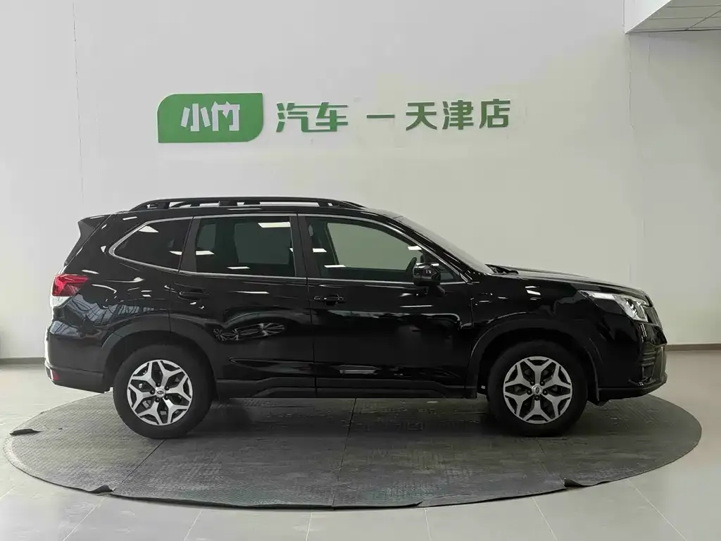 Subaru Forester — фото 2