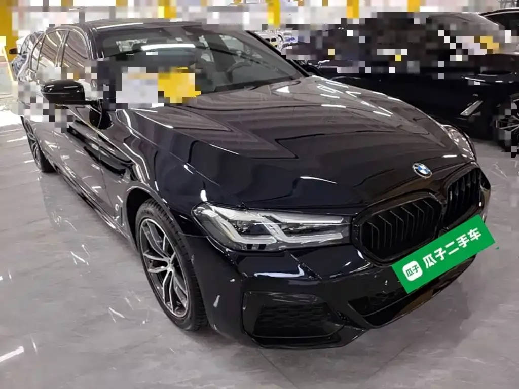 BMW 5 Series — фото 10