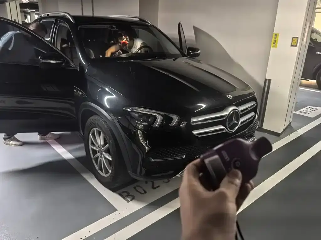 Mercedes-Benz GLE (Import) — фото 4
