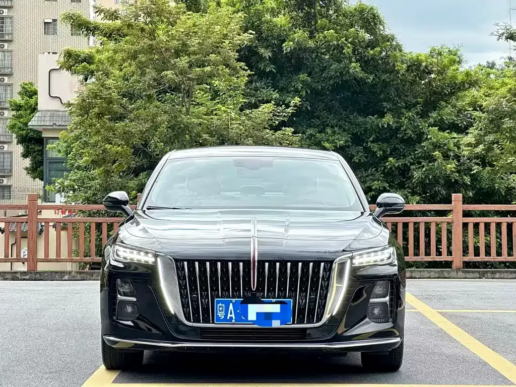 Hongqi H5 — фото 10