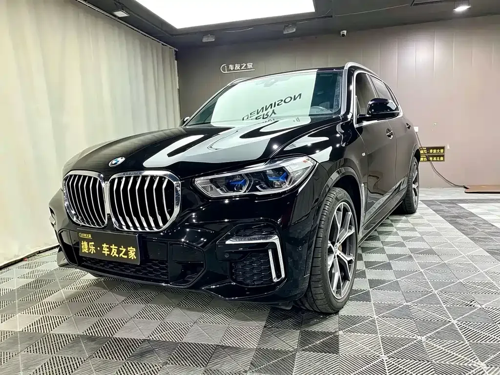 BMW X5 — фото 1
