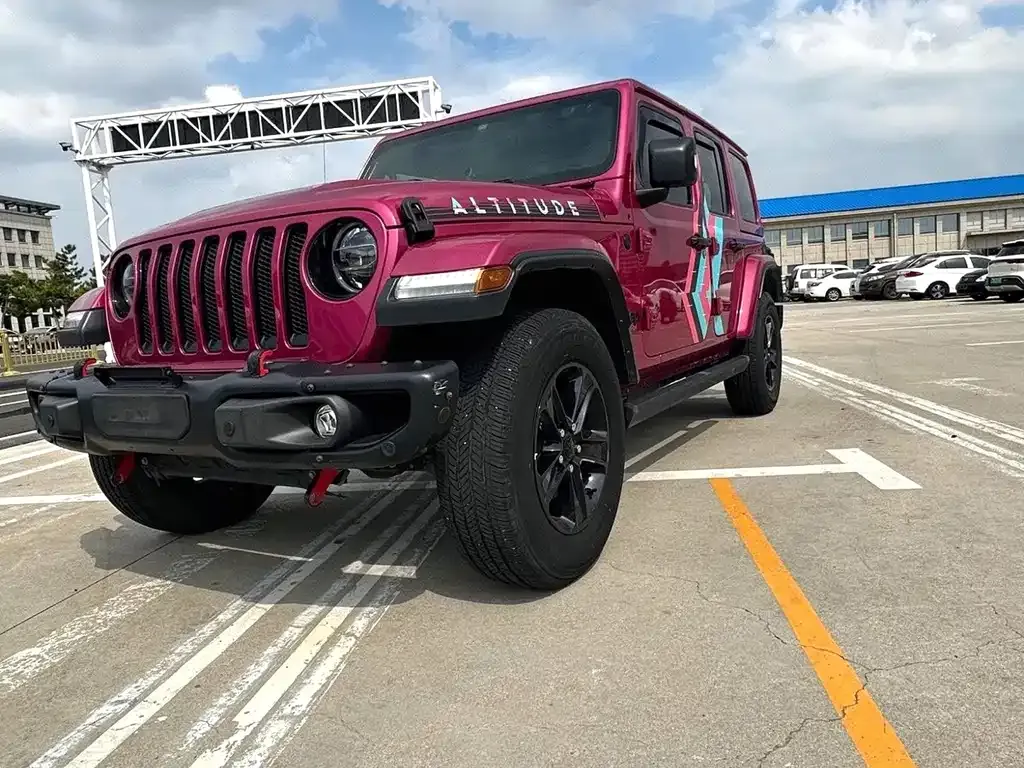 Jeep Wrangler — фото 1