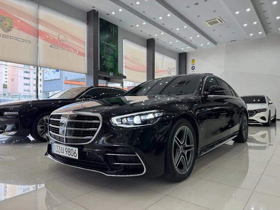 Mercedes-Benz S-Class — фото 1