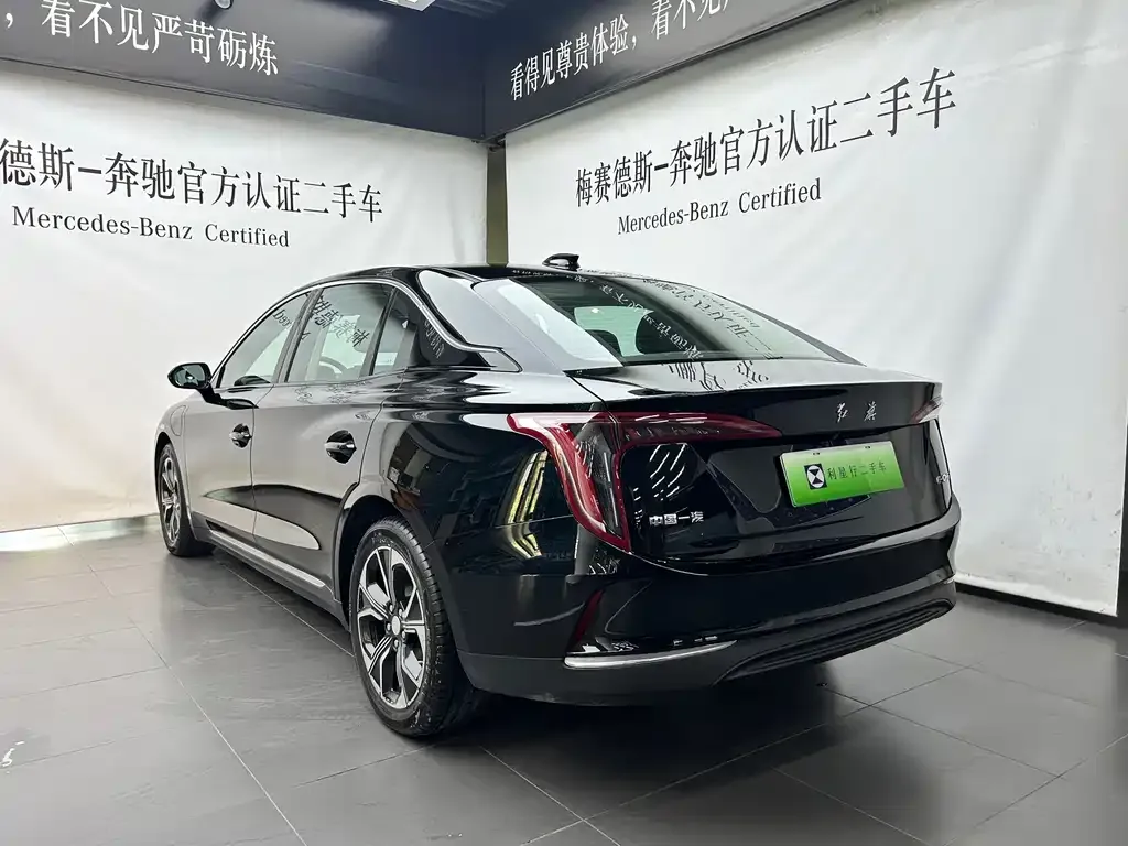 Hongqi E-QM5 — фото 5