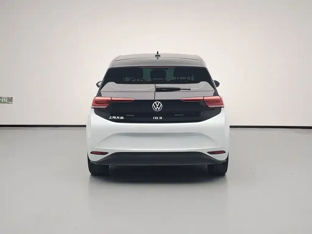 Volkswagen ID.3 — фото 6