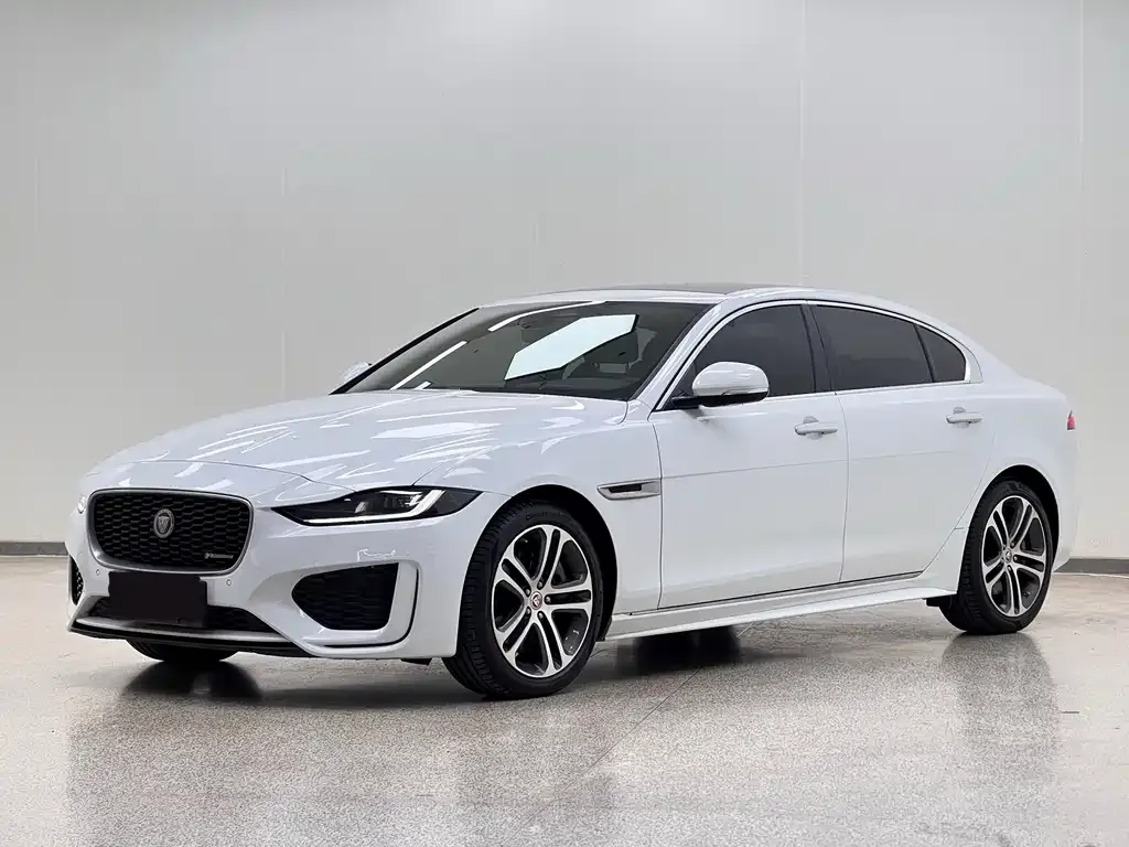 Jaguar XEL — фото 1