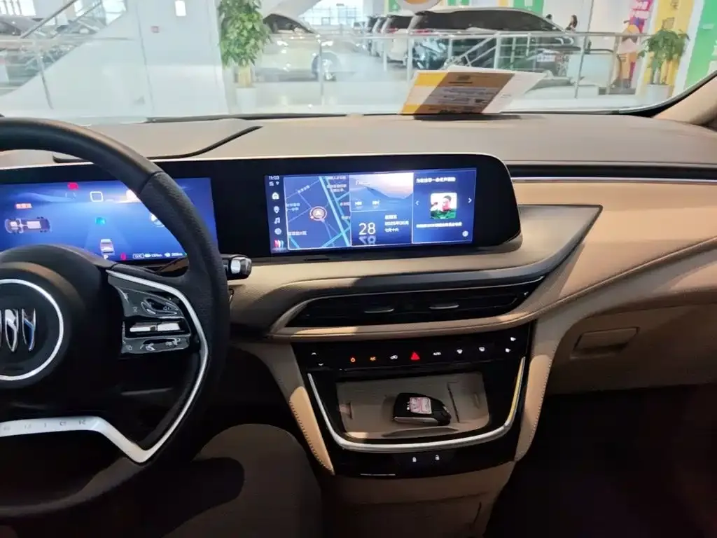 Buick GL8 Hybrid — фото 6