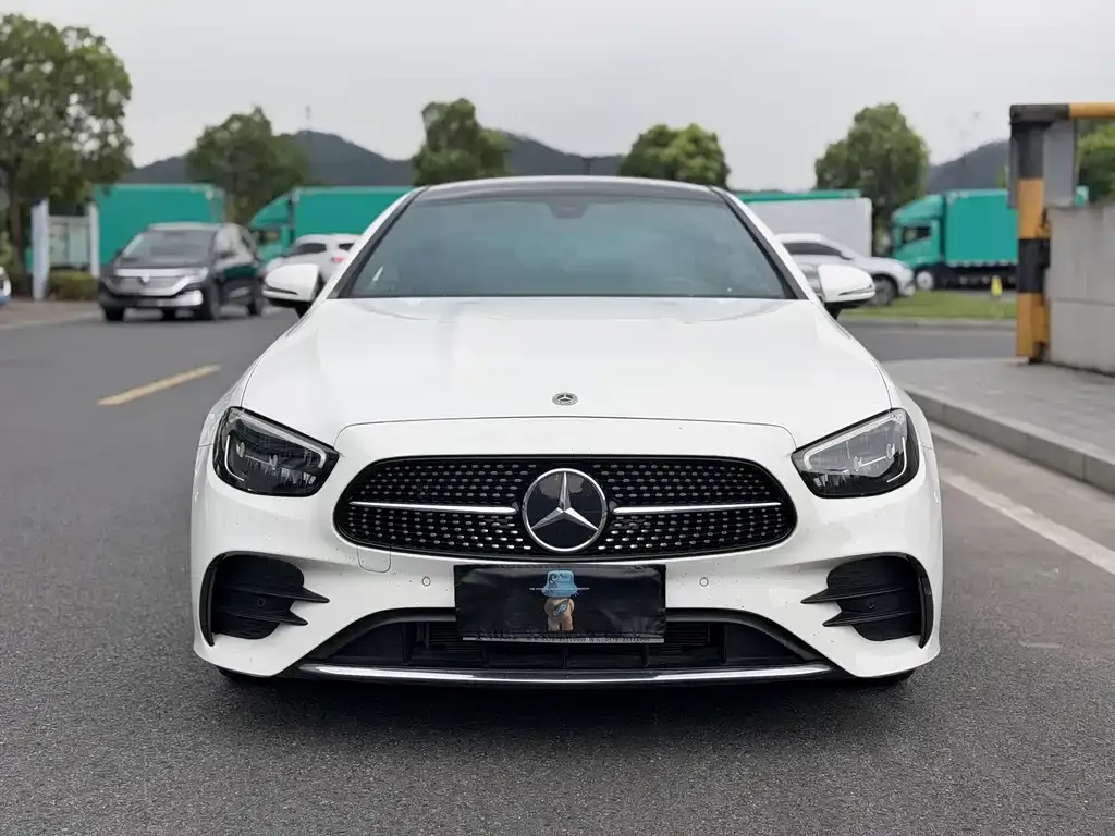 Mercedes-Benz E-Class (Import) — фото 6