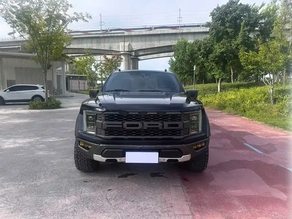 Ford F-150 Raptor — фото 8