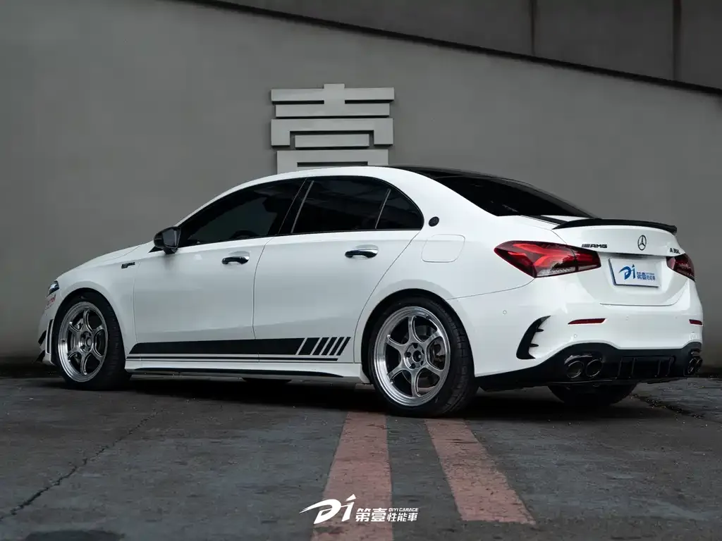 Mercedes-Benz A-Class AMG — фото 7
