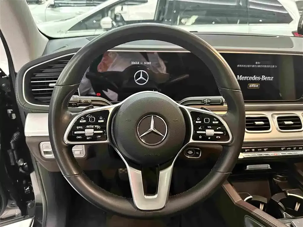 Mercedes-Benz GLE (Import) — фото 8