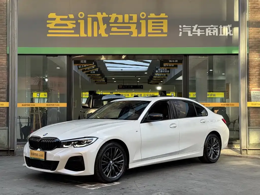 BMW 3 Series — фото 1