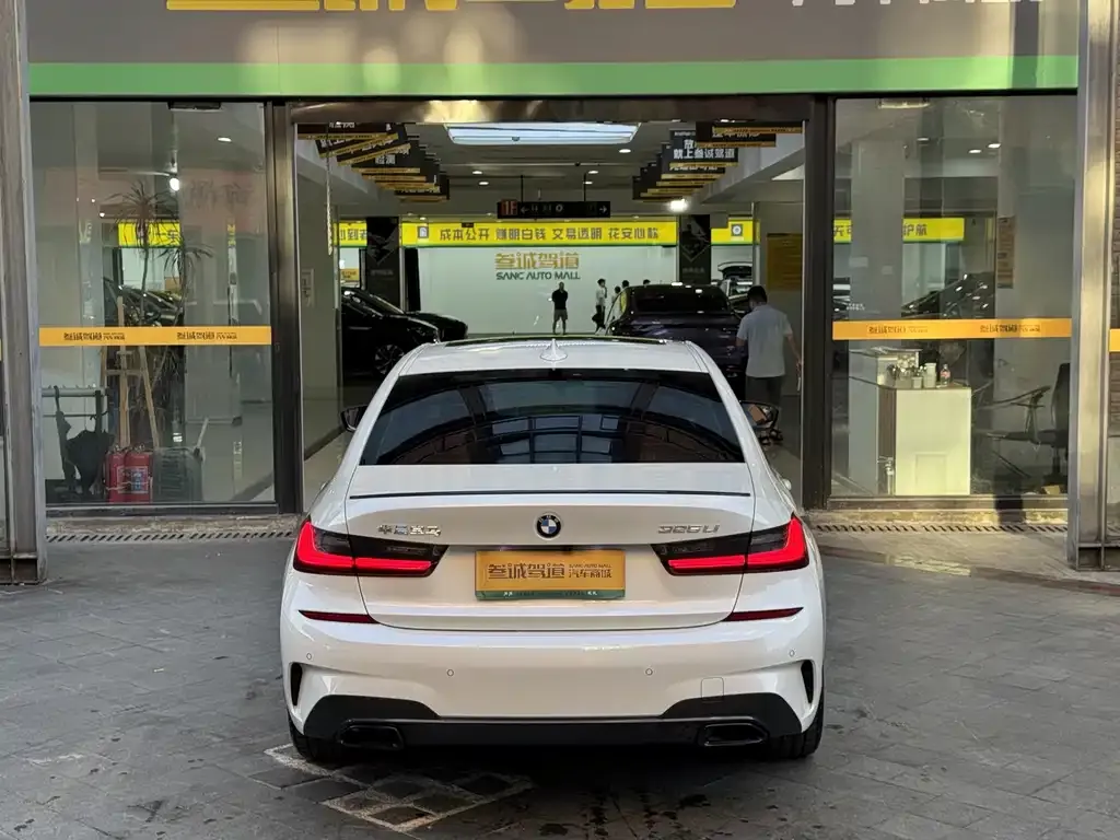 BMW 3 Series — фото 10