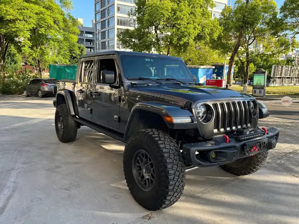 Jeep Gladiator — фото 7