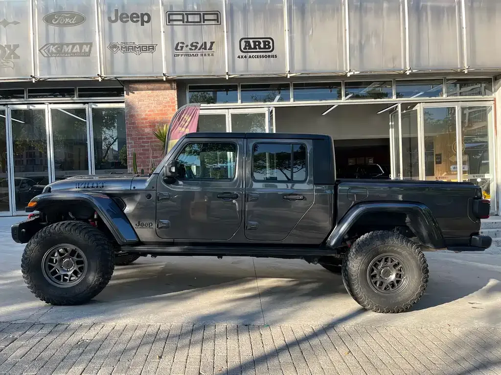 Jeep Gladiator — фото 4