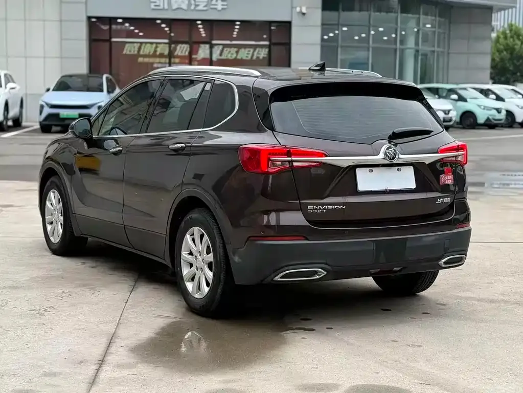 Buick Envision Plus — фото 8