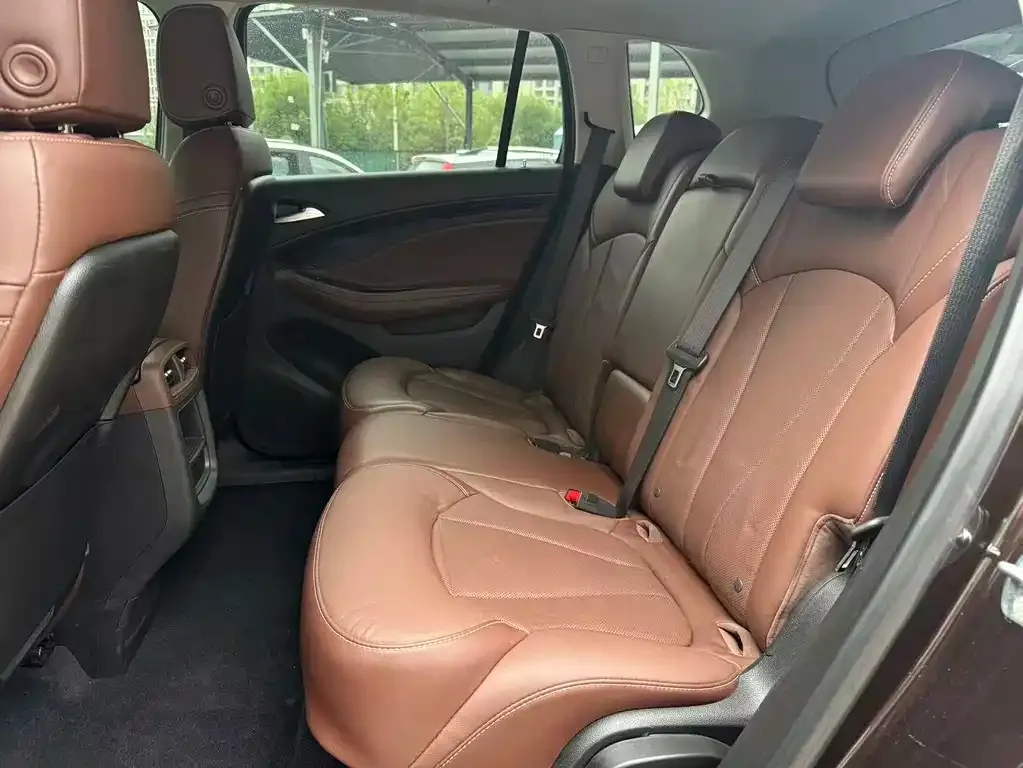 Buick Envision Plus — фото 7