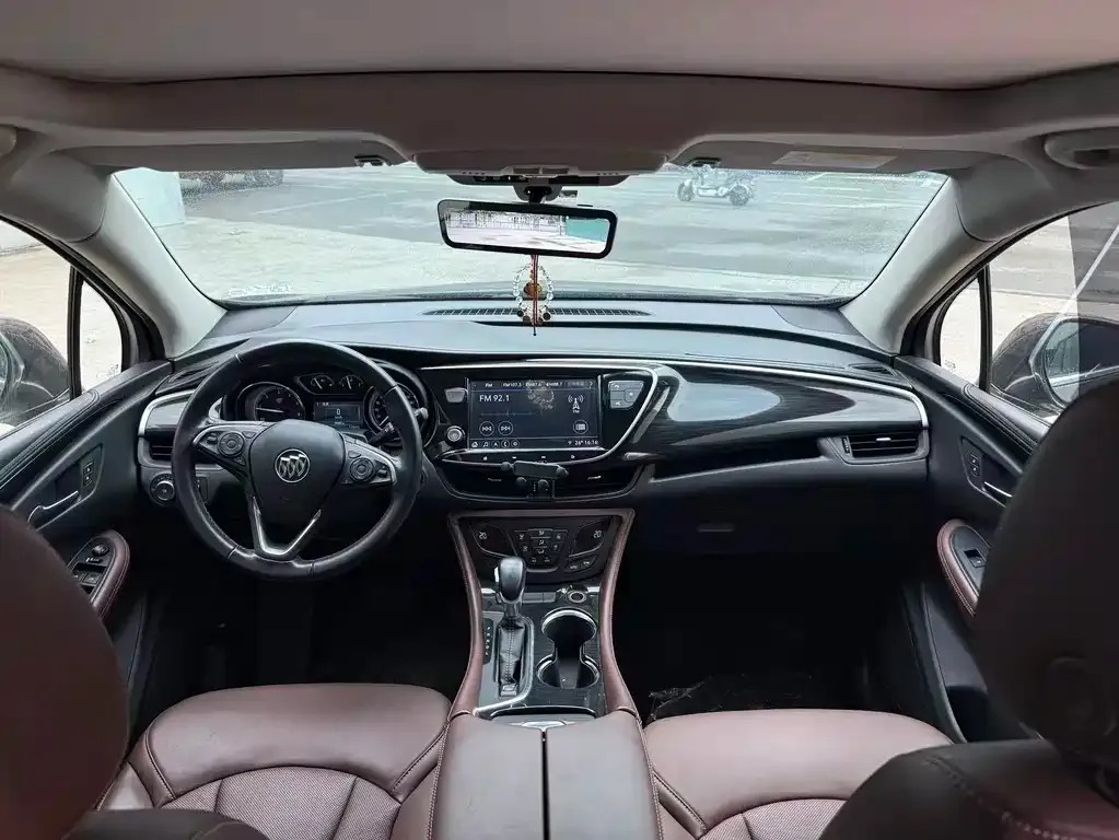 Buick Envision Plus — фото 2