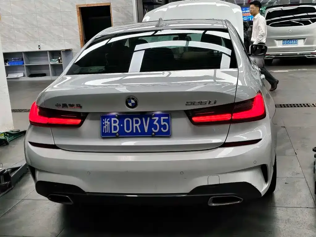 BMW 3 Series — фото 10