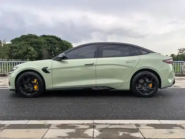 BYD Seal — фото 2