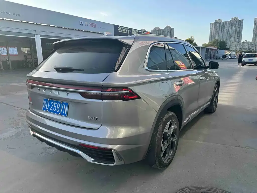 Geely Xingyue L — фото 8