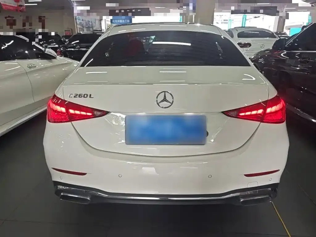 Mercedes-Benz C-Class — фото 7