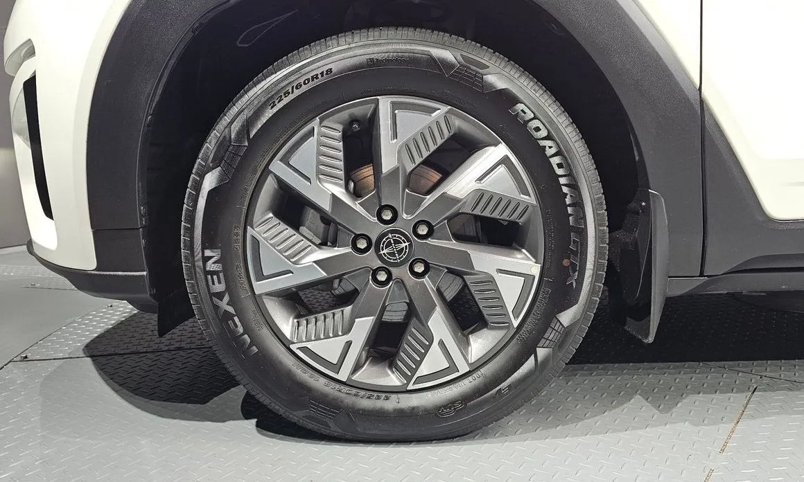 KG Mobility (Ssangyong) Torres — фото 9