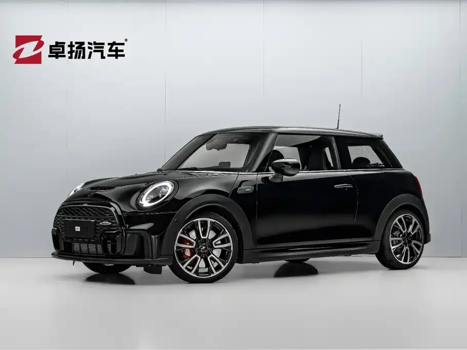 MINI JCW (John Cooper Works) — фото 1