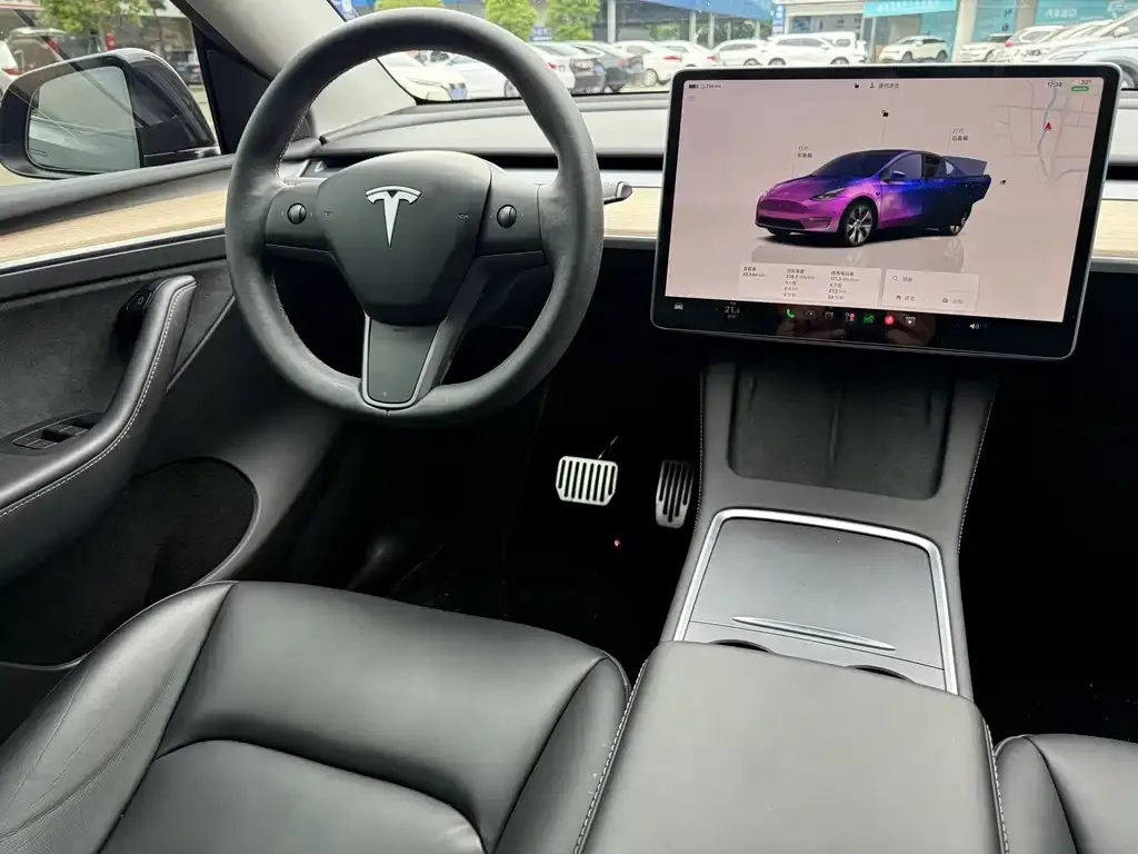 Tesla Model Y — фото 3