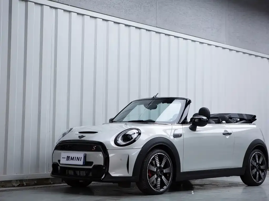 MINI Cooper (3-door) — фото 1
