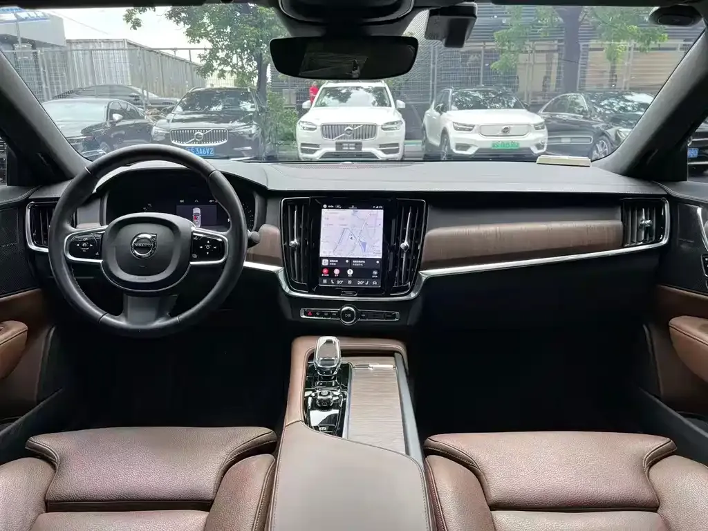 Volvo S90 — фото 3