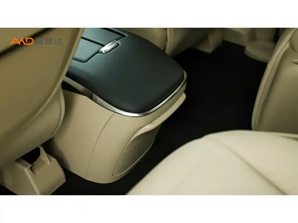 Buick GL8 Hybrid — фото 4
