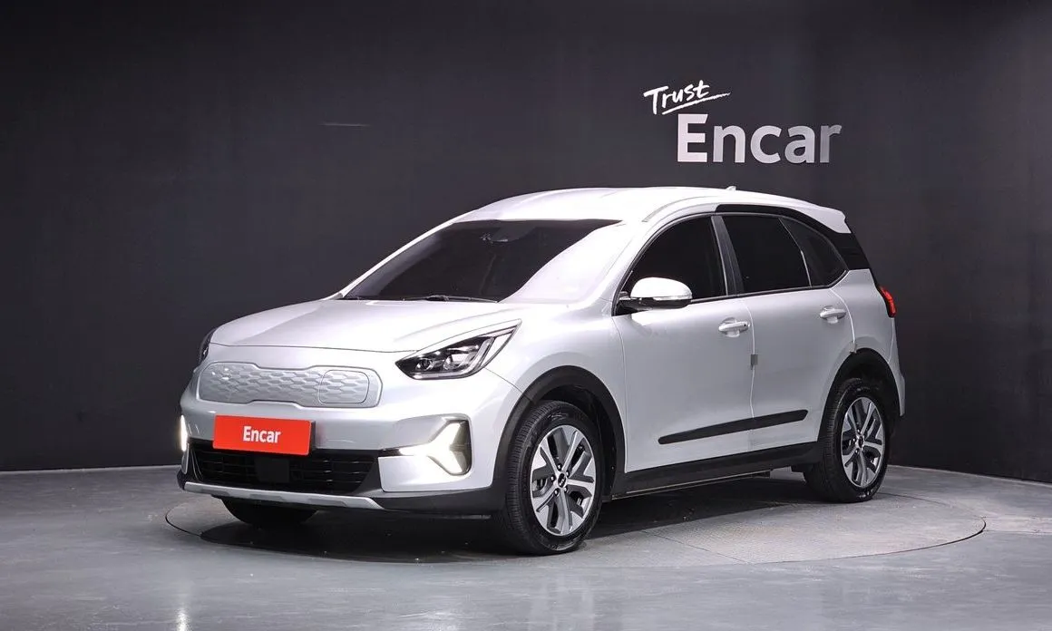Kia Niro — фото 1