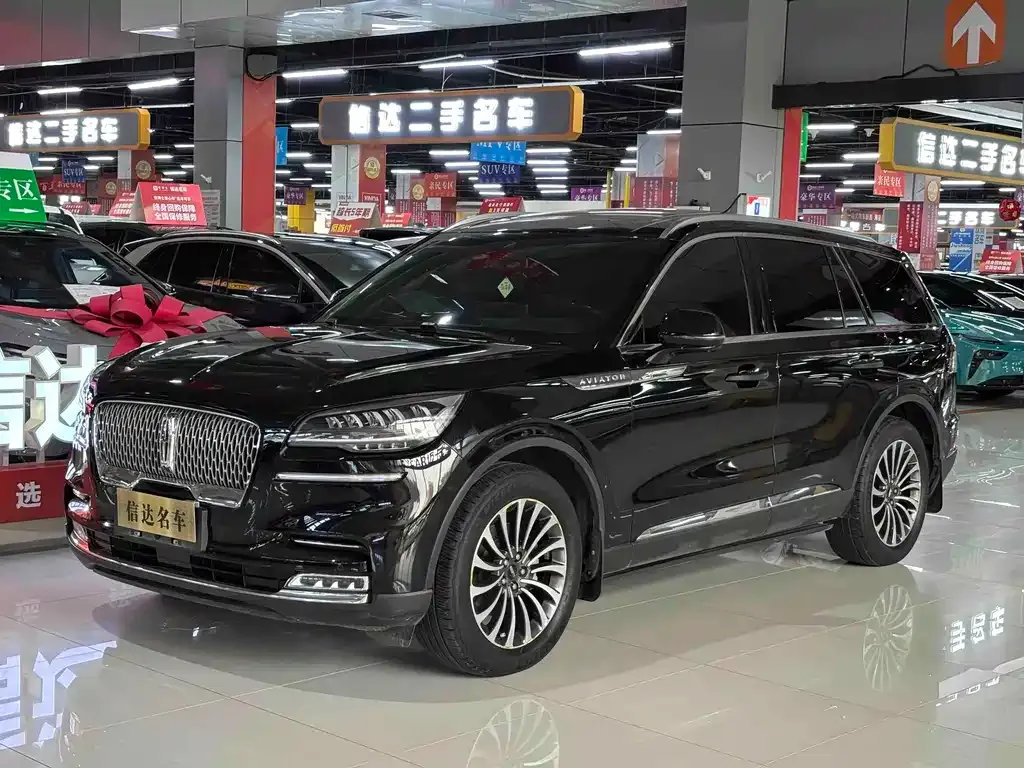 Lincoln Aviator — фото 1
